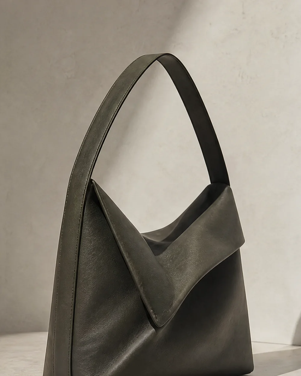 Vela Ridge Shoulder Bag in olive, side view
