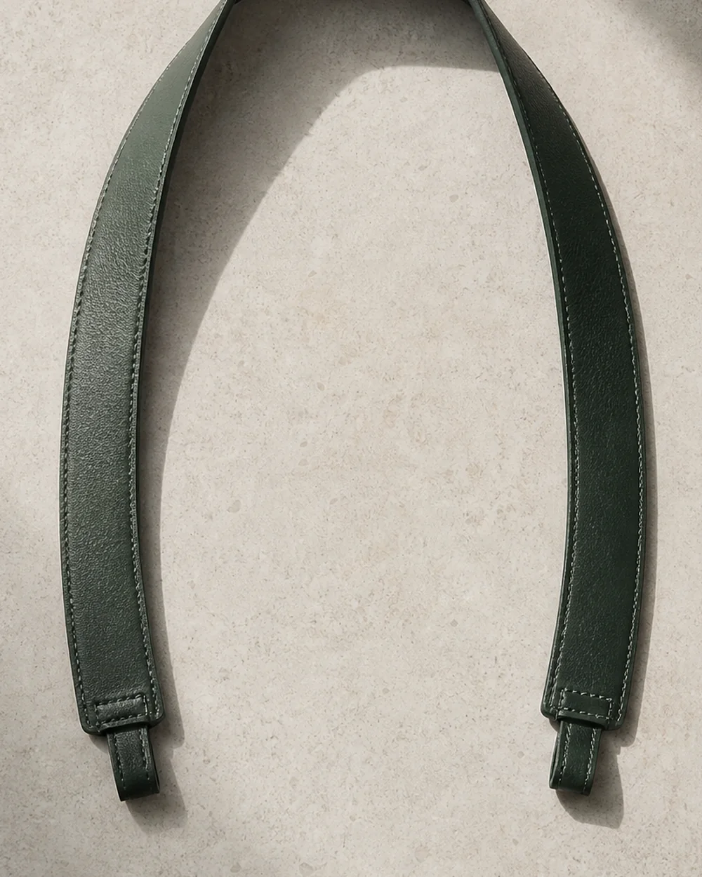 Span Folded Strap in deep forest, front view